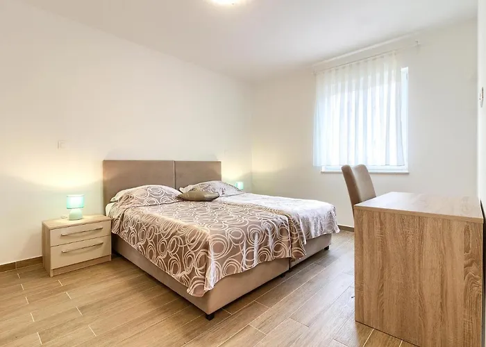 Luxury Villa Banjole With Private Pool 200M From The Beach - Wiibuk